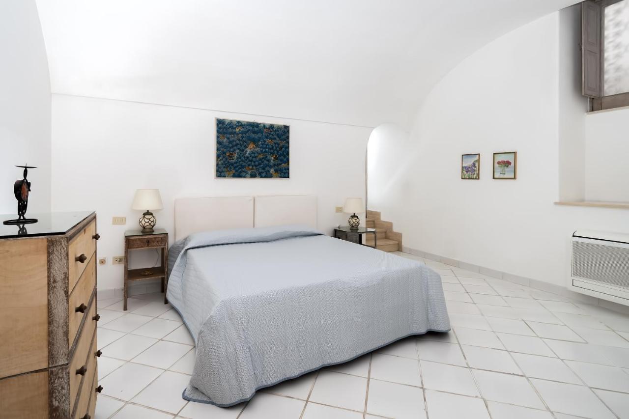 I Tre Soli Apartments By Caprirooms Exterior photo